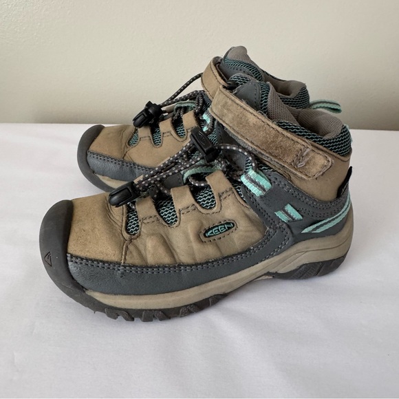KEEN Size 10 Toddler Little Boys Waterproof  Hiking Boots - Picture 3 of 6